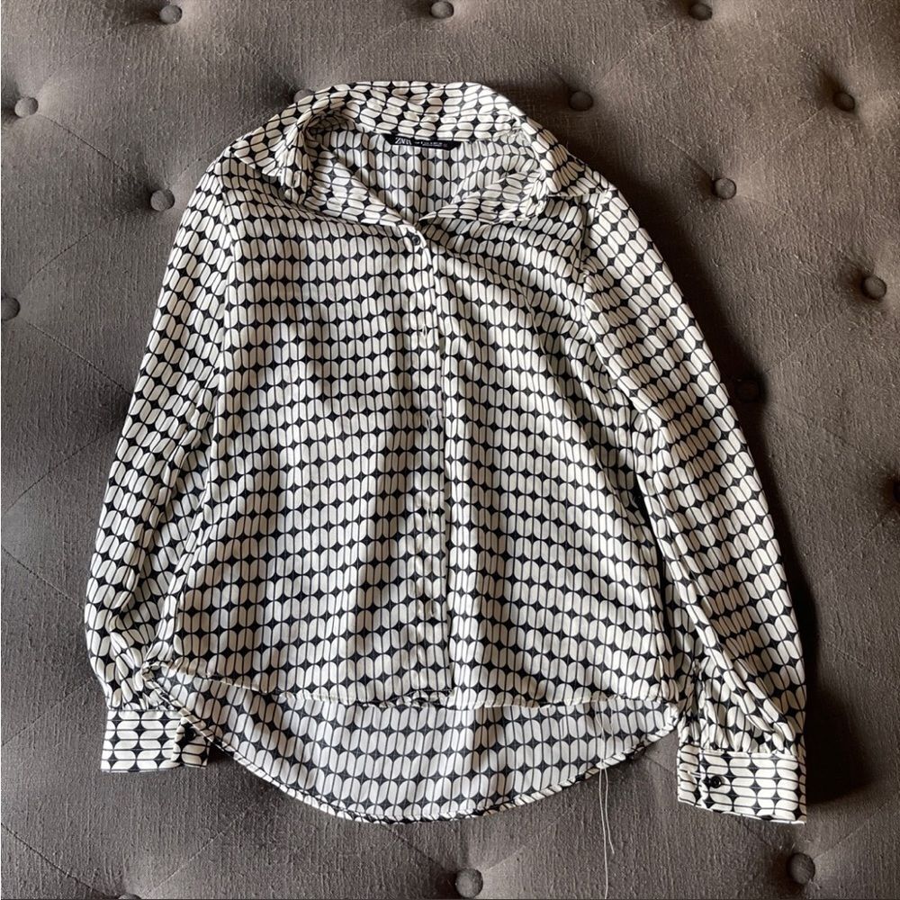 Zara small white button down blouse